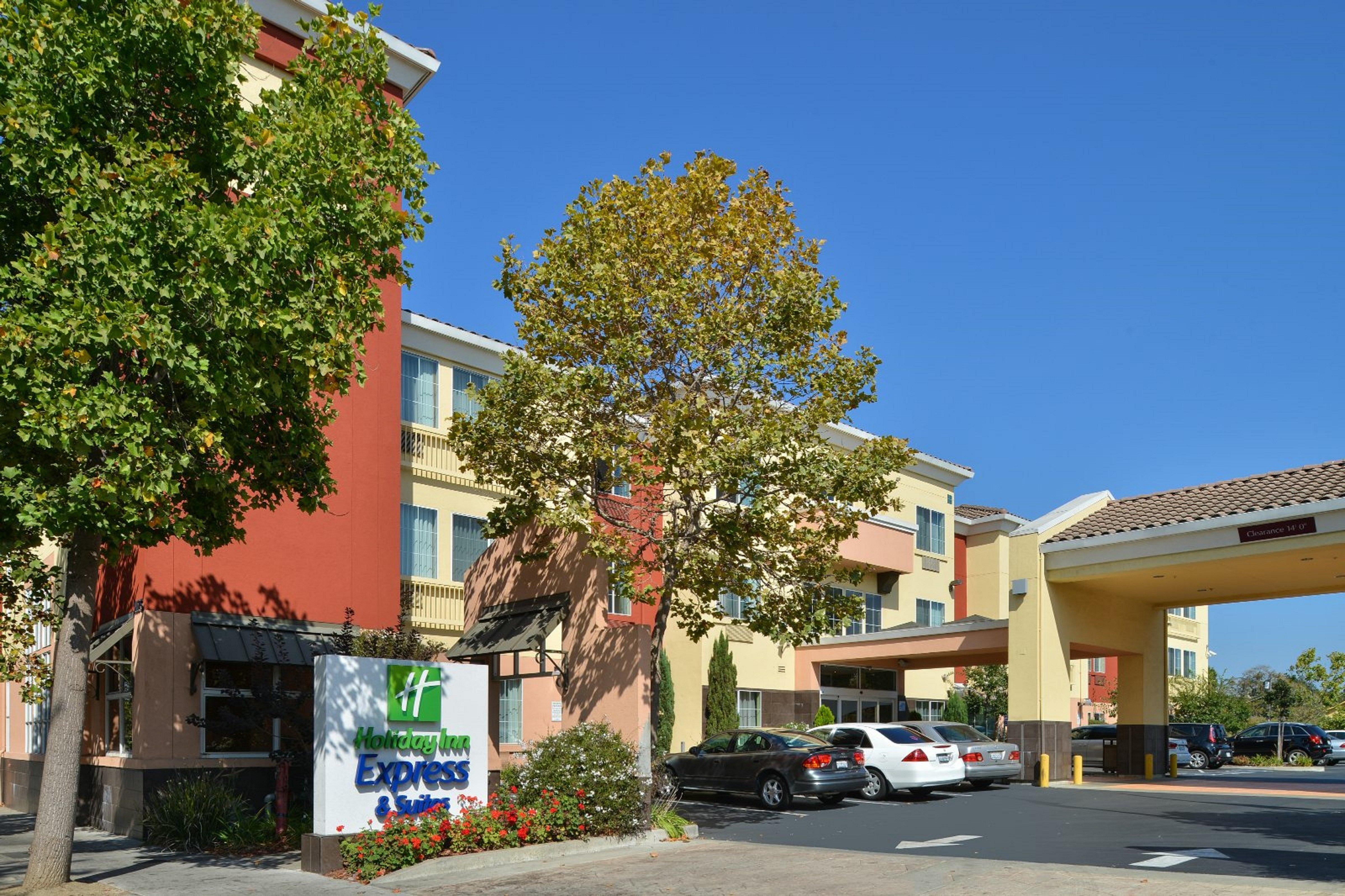 Holiday Inn Express Berkeley, an IHG Hotel Exterior foto